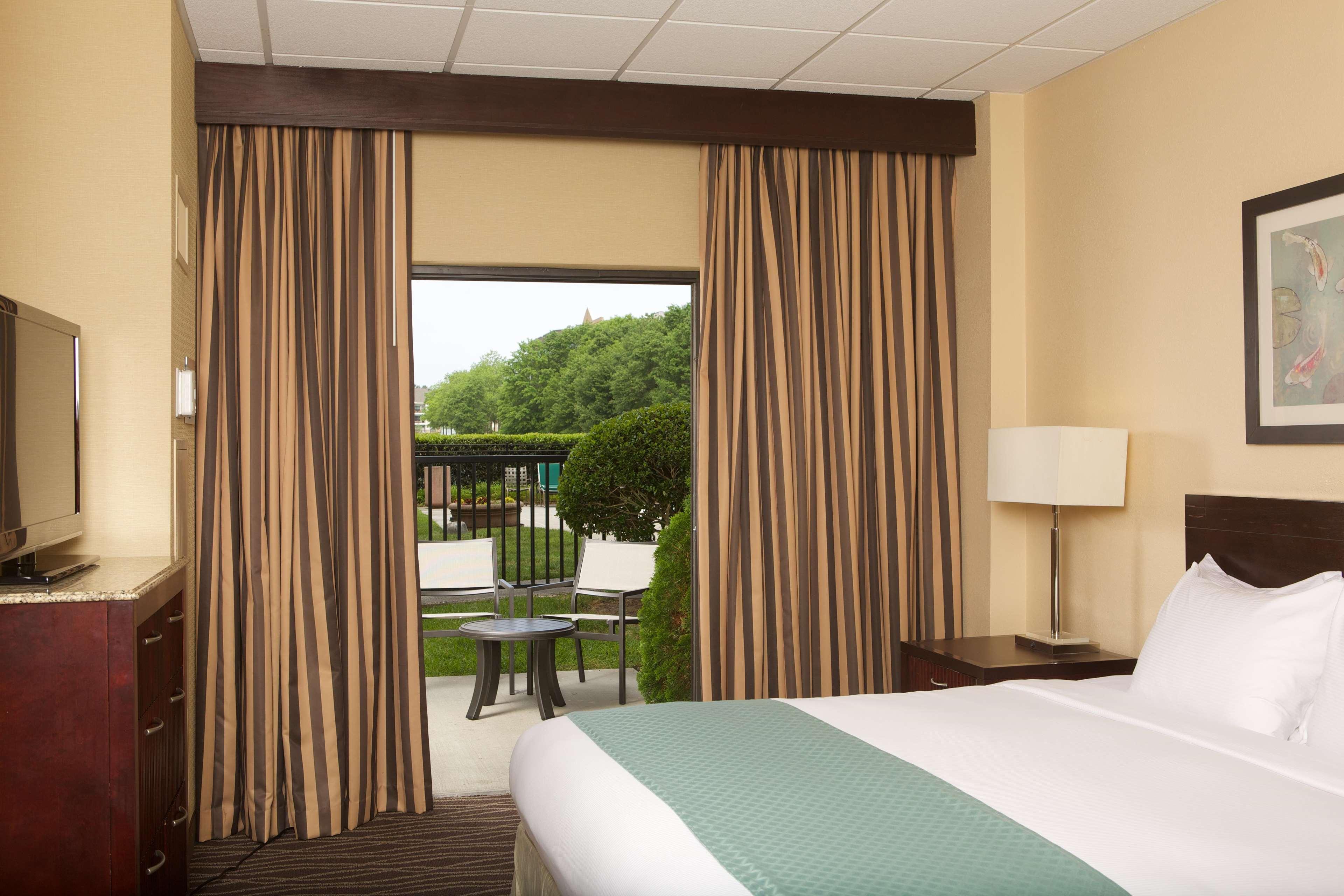 Doubletree Suites By Hilton Raleigh-Durham Exterior foto
